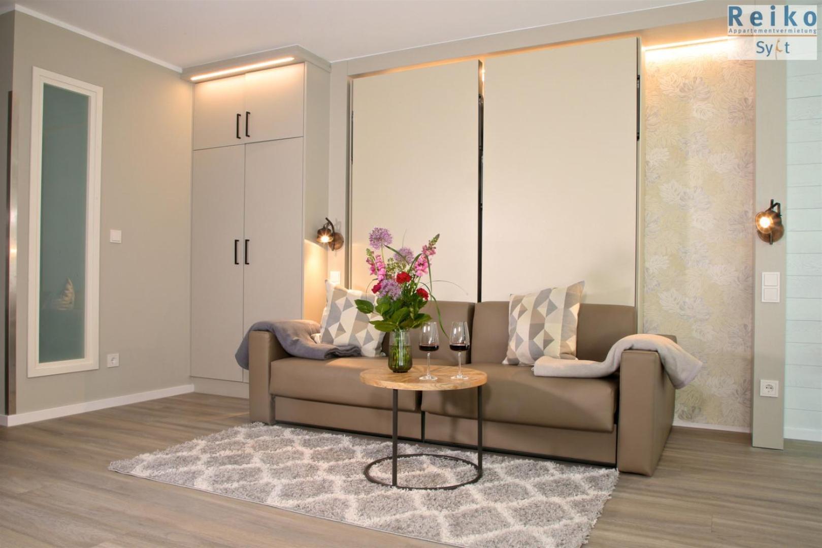 1-55, Seeseite, Haus Metropol, 3etage Apartment